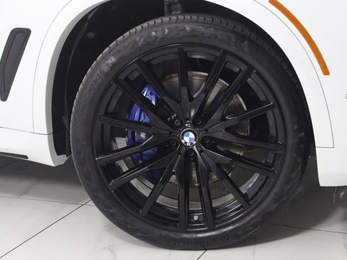 Used 2023 BMW X5 sDrive40i w/ M Sport Package image 15