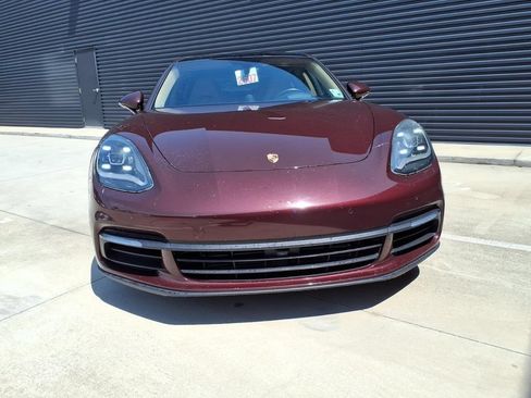 Used 2019 Porsche Panamera 4 AWD/4WD image 8