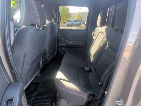 Used 2022 Nissan Frontier PRO-4X w/ Technology Package AWD/4WD image 34