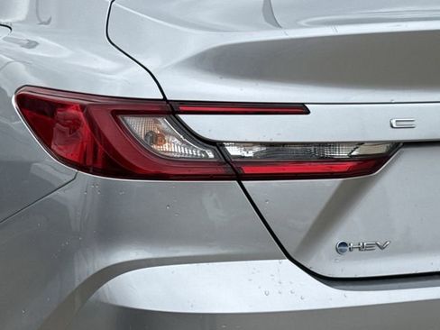 Used 2025 Toyota Camry LE FWD image 6