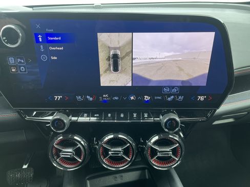 Used 2025 Chevrolet Blazer EV RS image 28