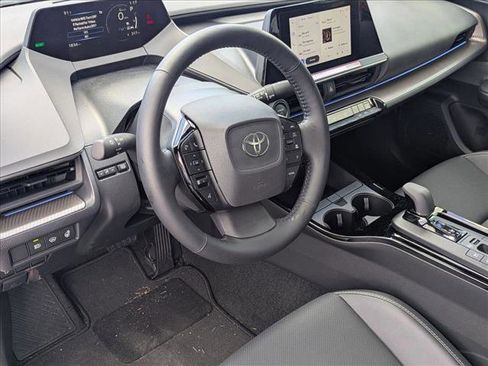 Used 2026 Toyota Prius XLE FWD image 9