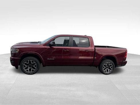 Used 2025 RAM 1500 Laramie w/ Sport Appearance Package AWD/4WD image 4