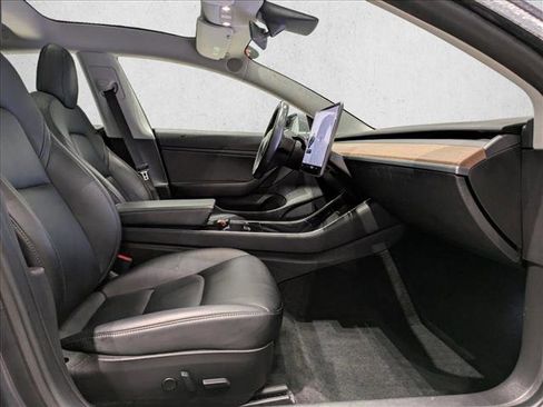 Used 2018 Tesla Model 3 Performance image 21