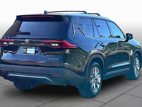 Used 2024 Toyota Grand Highlander Platinum image 13
