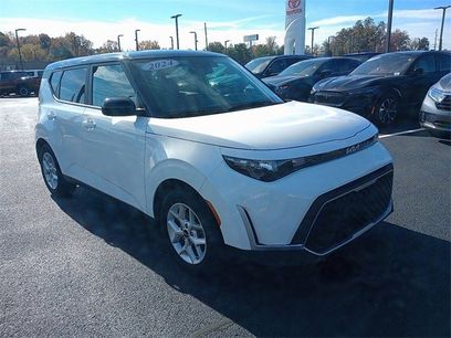 Used 2024 Kia Soul S