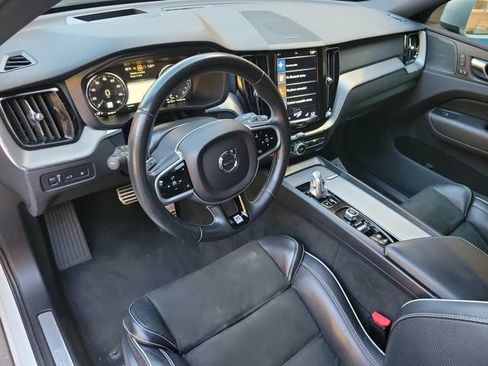 Used 2019 Volvo XC60 T8 R-Design w/ Advanced Package AWD/4WD image 11