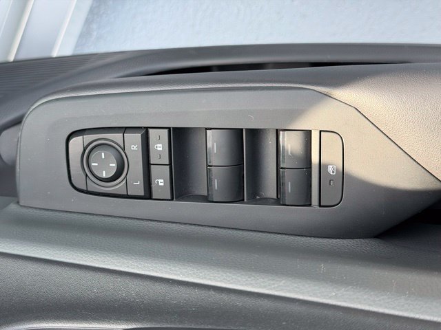 Certified 2023 Toyota Prius LE AWD/4WD image 22