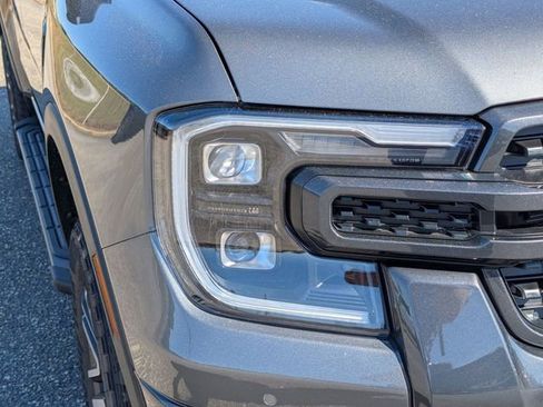 New 2025 Ford Ranger Lariat w/ FX4 Off-Road Package image 14