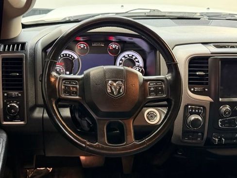 Used 2019 RAM 1500 Express w/ Wheel & Sound Group AWD/4WD image 7