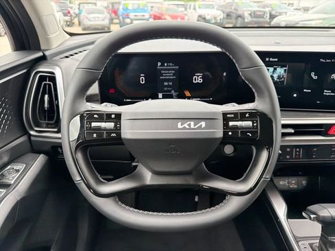 New 2026 Kia Sorento LX FWD image 10