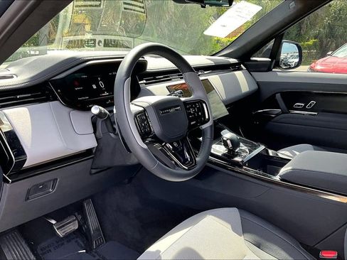 Used 2025 Land Rover Range Rover Sport SV Edition Two image 14