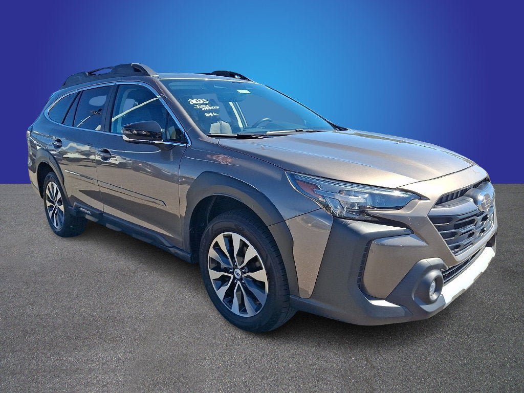 Used 2023 Subaru Outback Limited AWD/4WD image 3
