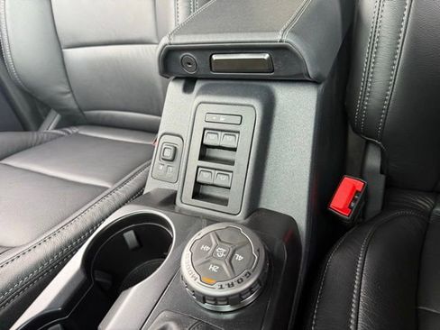 New 2025 Ford Bronco 4-Door AWD/4WD image 36