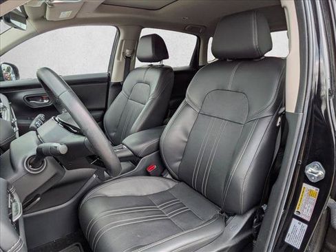 Used 2024 Honda HR-V EX-L image 14