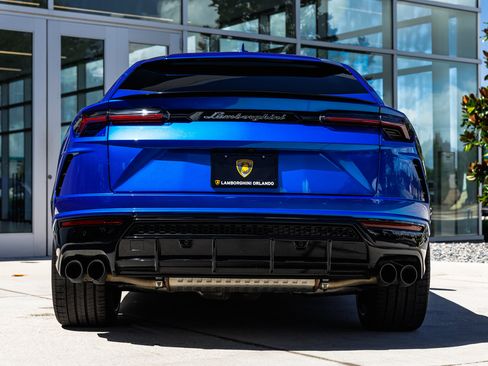 Used 2022 Lamborghini Urus image 20