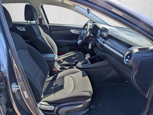 Used 2023 Kia Forte LXS w/ LXS Technology Package FWD image 21