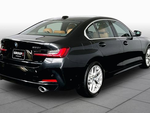 Used 2025 BMW 330i xDrive Sedan AWD/4WD image 13