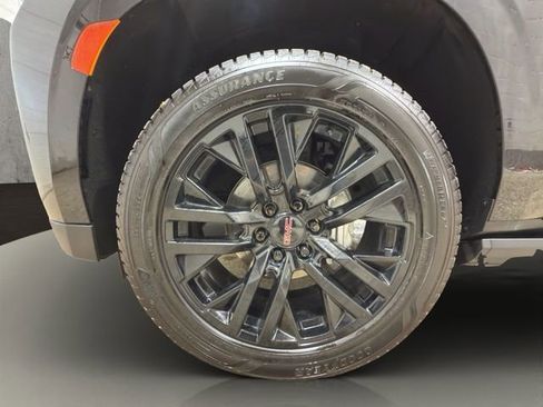 Used 2021 GMC Yukon Denali AWD/4WD image 25