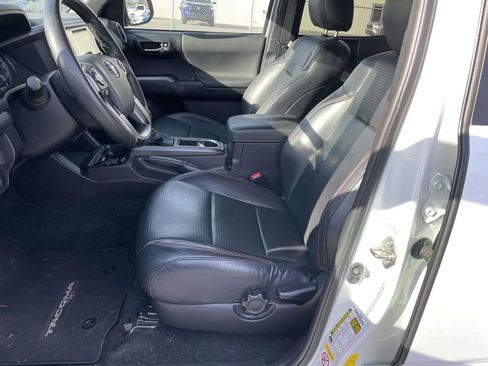 Used 2018 Toyota Tacoma TRD Pro image 28
