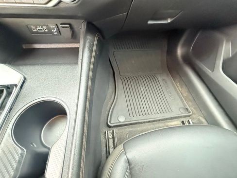 Used 2022 Nissan Altima 2.5 SR image 41