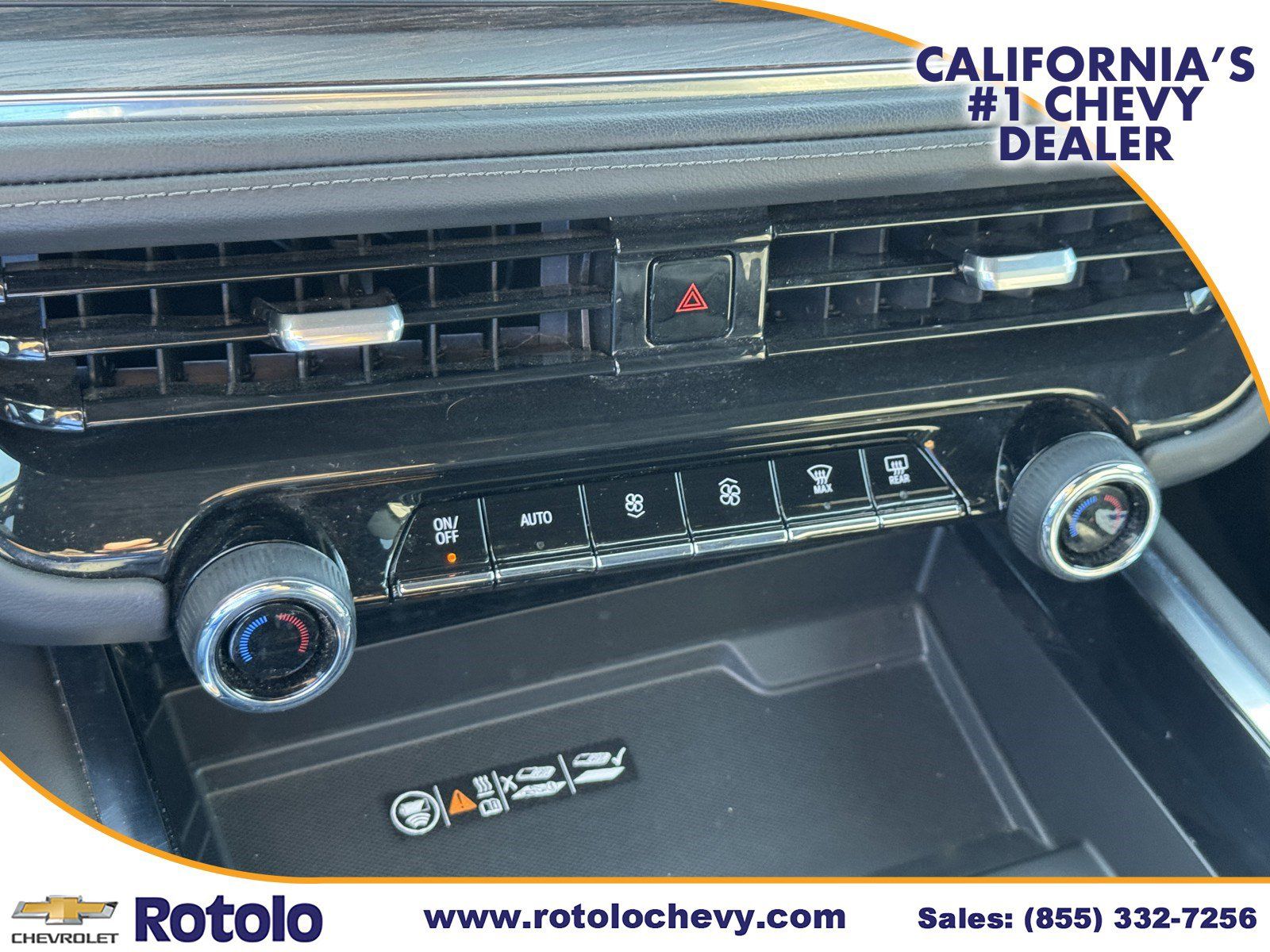Used 2025 Chevrolet Suburban LT RWD image 22