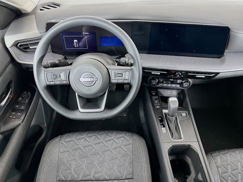 New 2026 Nissan Kicks SV w/ Cold Weather Package FWD image 18