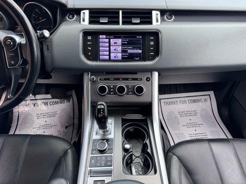 Used 2014 Land Rover Range Rover Sport SE image 21