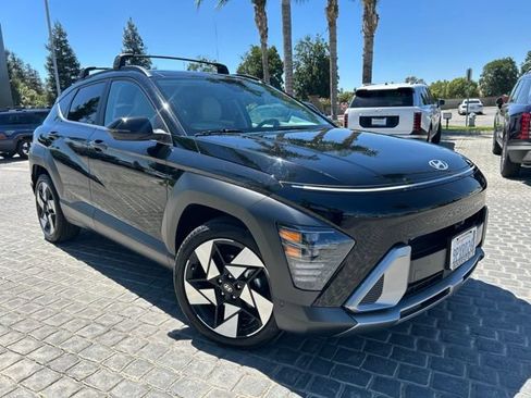 Certified 2025 Hyundai Kona Limited FWD image 1