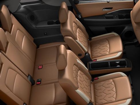 New 2026 Nissan Pathfinder Platinum AWD/4WD image 24