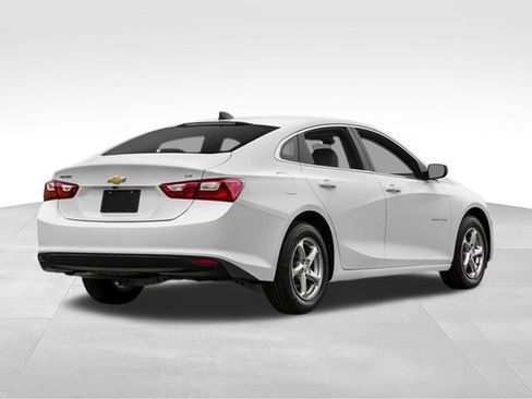 Used 2018 Chevrolet Malibu LS FWD image 5