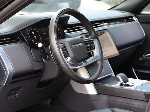 Used 2025 Land Rover Range Rover Autobiography AWD/4WD image 13