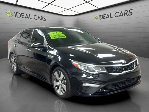 Used 2019 Kia Optima S w/ S Panoramic Sunroof Package FWD image 3