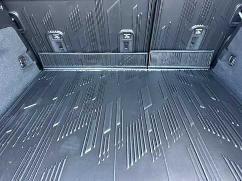 Used 2026 Cadillac Lyriq Premium Luxury w/ LPO, Floor Liner Package RWD image 18
