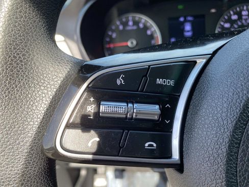 Used 2019 Kia Optima LX FWD image 12