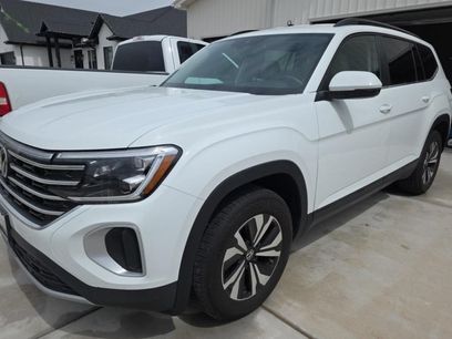 Certified 2025 Volkswagen Atlas SE