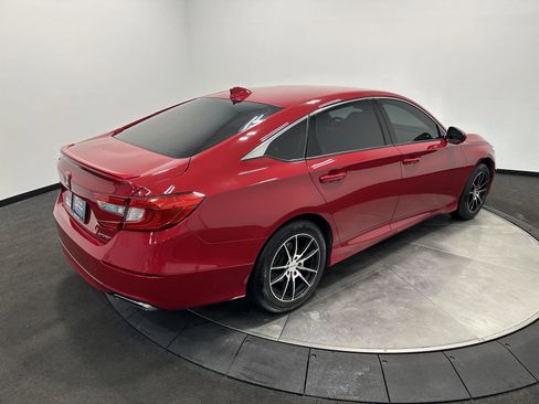 Used 2019 Honda Accord Sport image 6