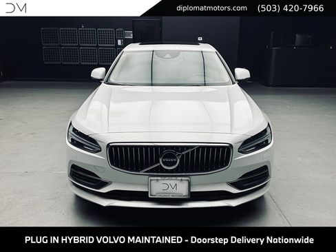 Used 2019 Volvo S90 T8 Inscription w/ Advanced Package AWD/4WD image 11