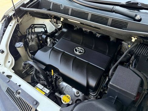 Used 2011 Toyota Sienna LE w/ Towing Pkg FWD image 27