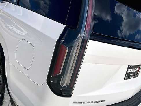 Used 2021 Cadillac Escalade Sport w/ Driver Assist Tech Package RWD image 27