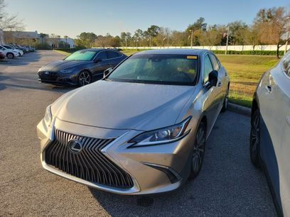 Used 2020 Lexus ES 350 w/ Premium Package