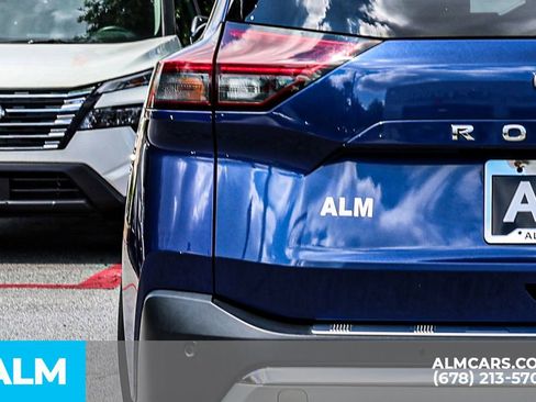 Used 2022 Nissan Rogue Platinum w/ Head-Up Display Package image 13