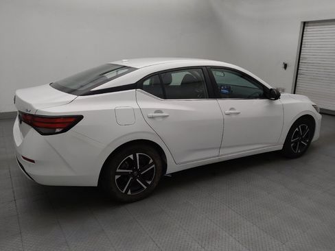 Used 2024 Nissan Sentra SV FWD image 10