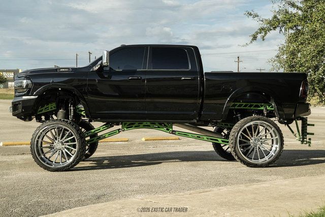 Used 2021 RAM 2500 Laramie AWD/4WD image 1