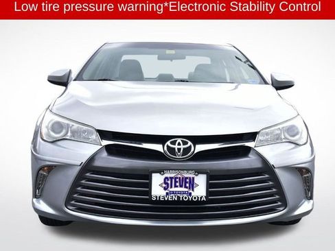 Used 2017 Toyota Camry XLE FWD image 7
