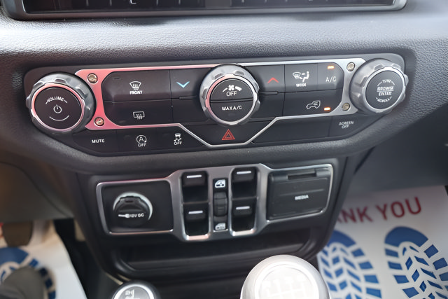 Used 2025 Jeep Wrangler Unlimited Sport AWD/4WD image 15