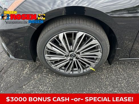 New 2025 Nissan Altima 2.5 SL image 37