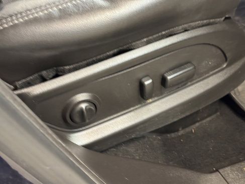 Used 2016 Buick Enclave Leather image 27