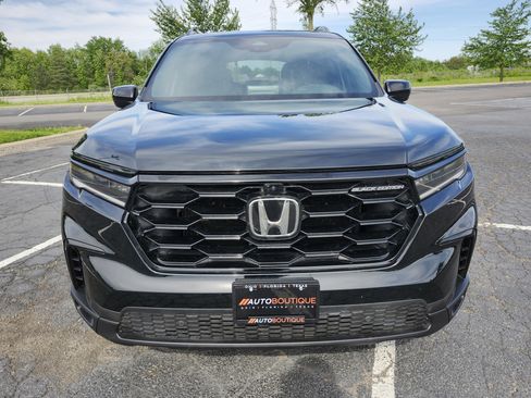 Used 2025 Honda Pilot Black Edition image 14
