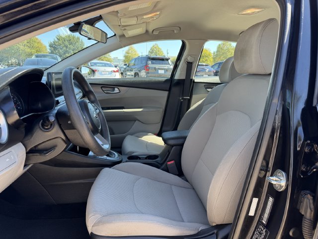 Used 2019 Kia Forte LXS FWD image 21